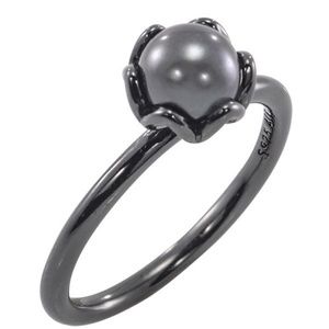 Authentic pandora black pearl ring